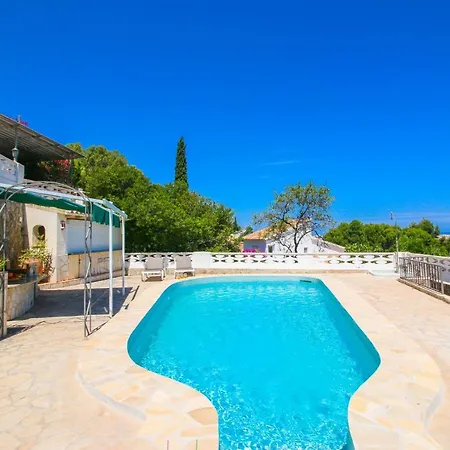 Tosal Gros St 10p Villa
